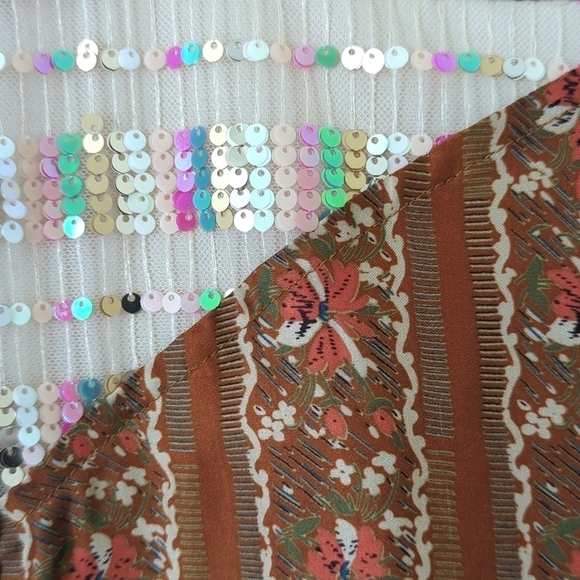 Tiny Anthropologie Sammi Sequined & Floral Long Dolman Balloon Sleeve Top Small - Picture 7 of 13